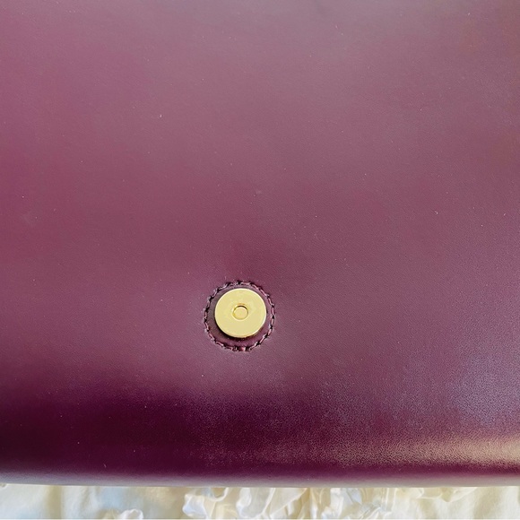 Kate Spade Envelope Plum Purse - Picture 9 of 14